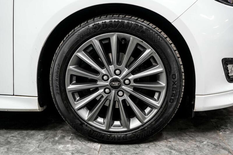Ford Focus view 7