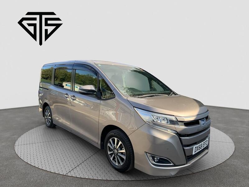 2019 Toyota Noah in Brown for sale
