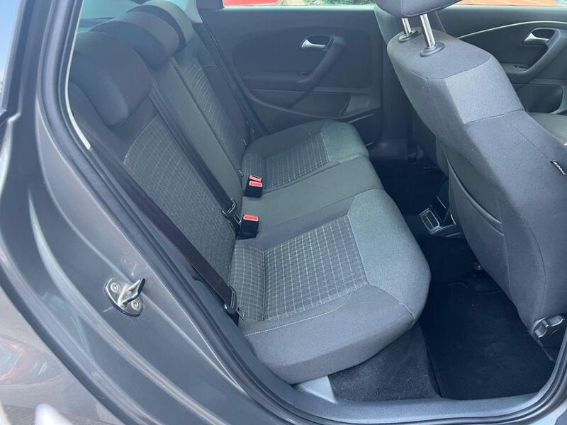 Volkswagen Polo view 10