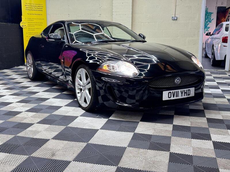 Jaguar XK view 7