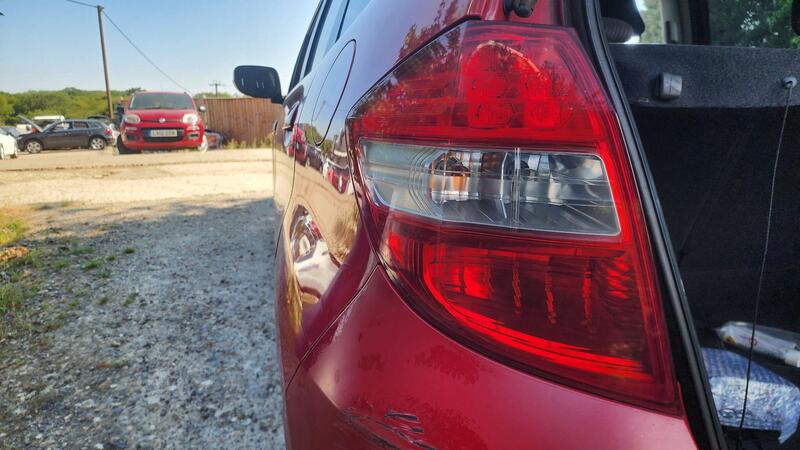 2015 Honda Jazz — photo 12