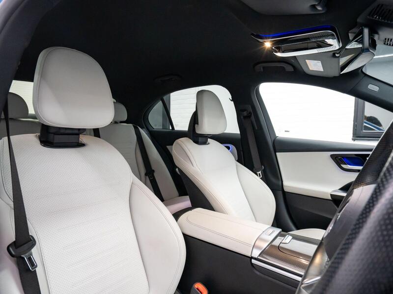 Mercedes-Benz C-Class view 7