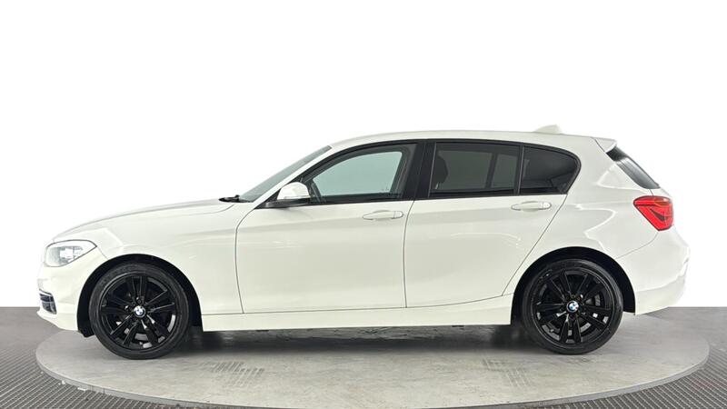 BMW 1 Series view 7