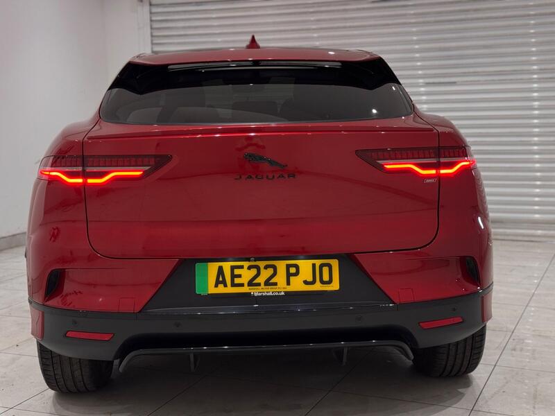 Jaguar I-Pace view 6