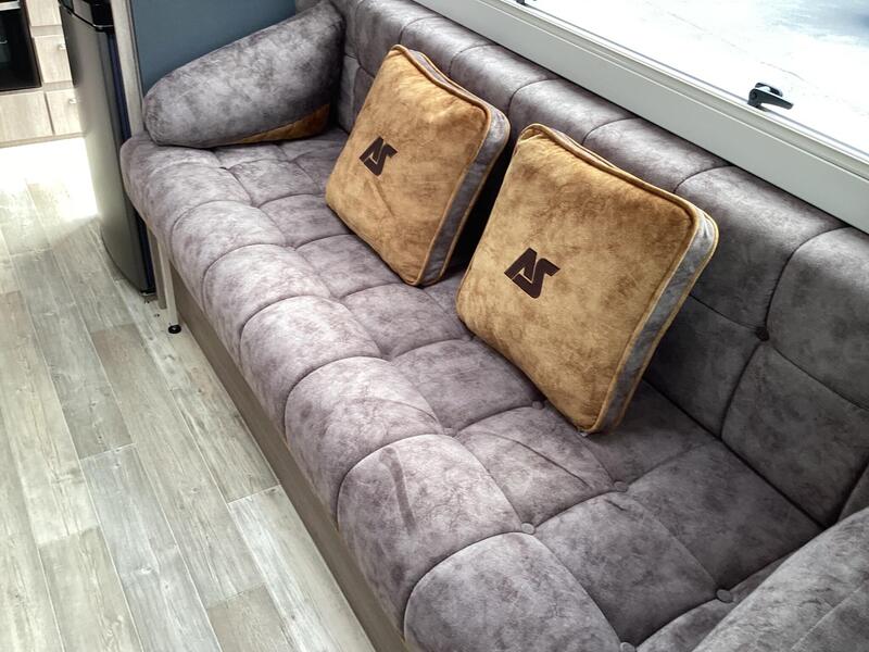 Auto-Sleepers Broadway EK TB LP — image 42