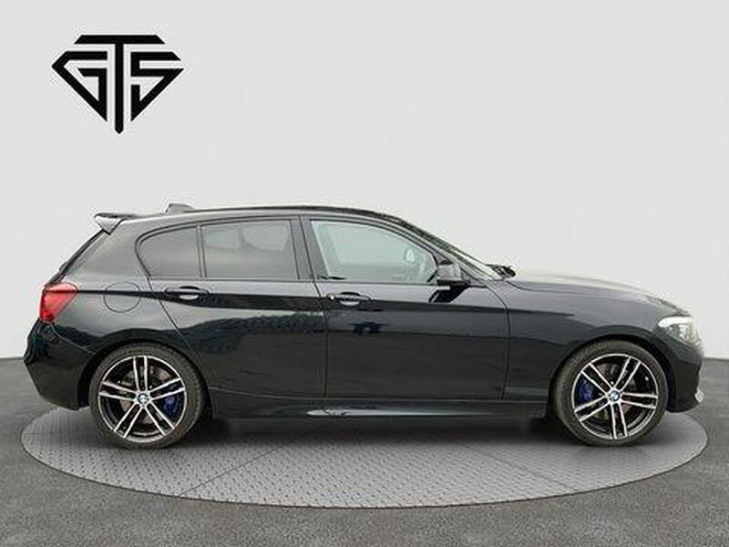 BMW 1 Series view 2