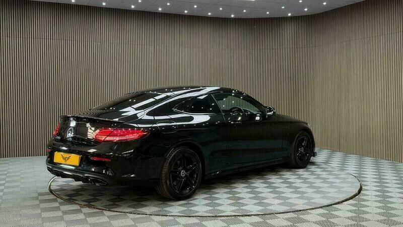 Mercedes-Benz E Class view 7