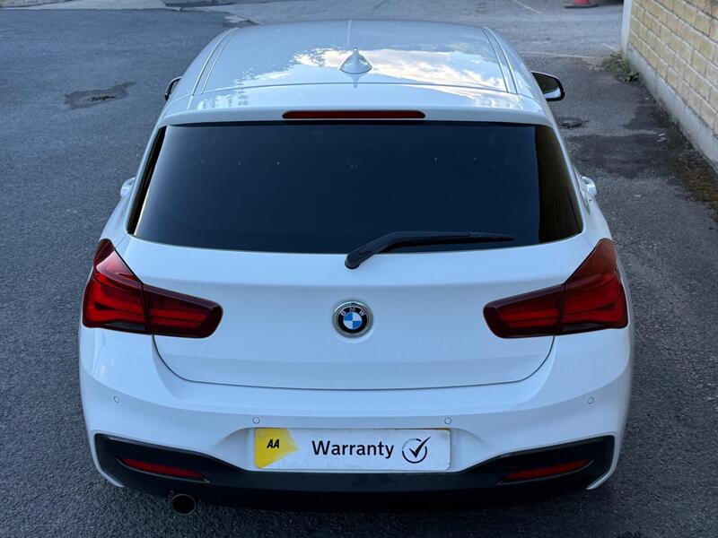 BMW 1 Series view 4