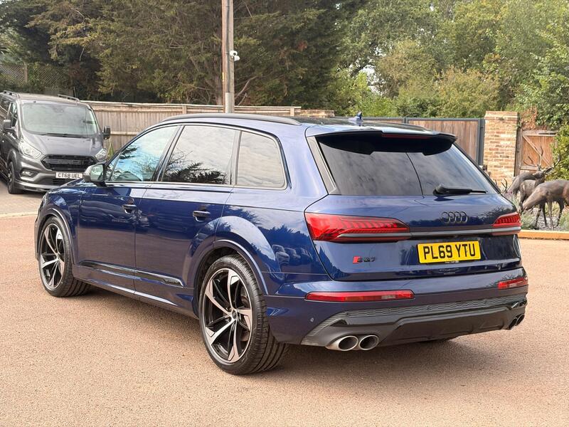 Audi Audi SQ7 view 6