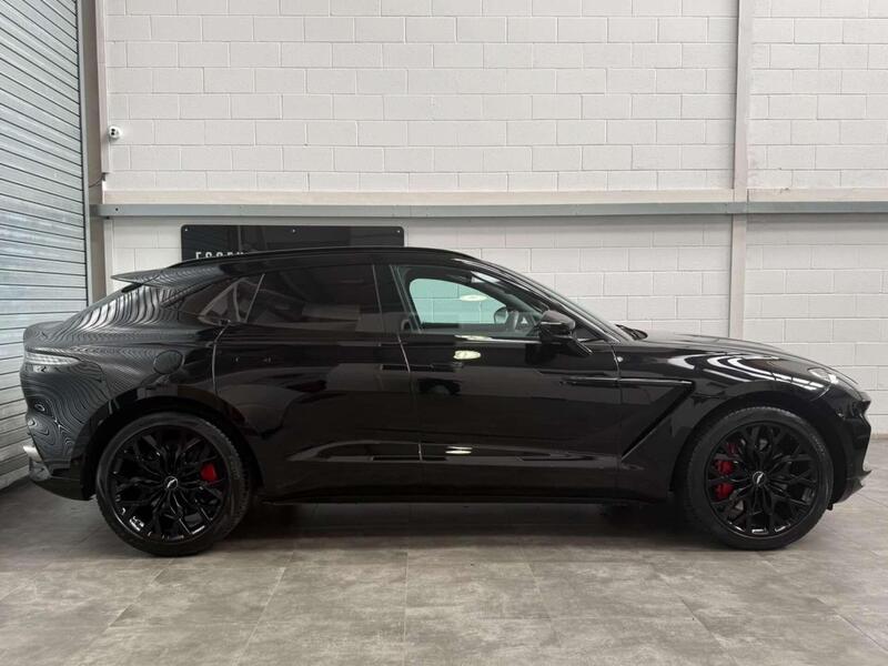 Aston Martin DBX view 5