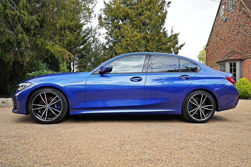 BMW 3 Series view 2