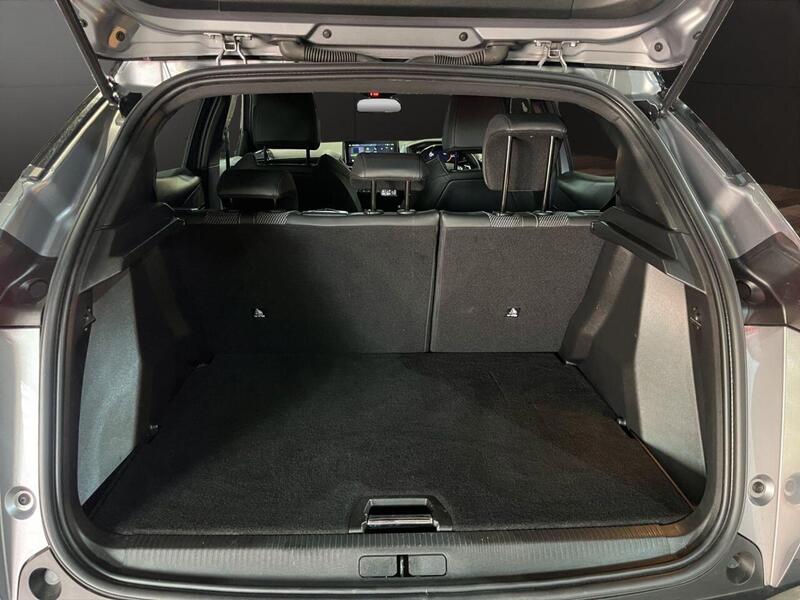 Peugeot 2008 view 7