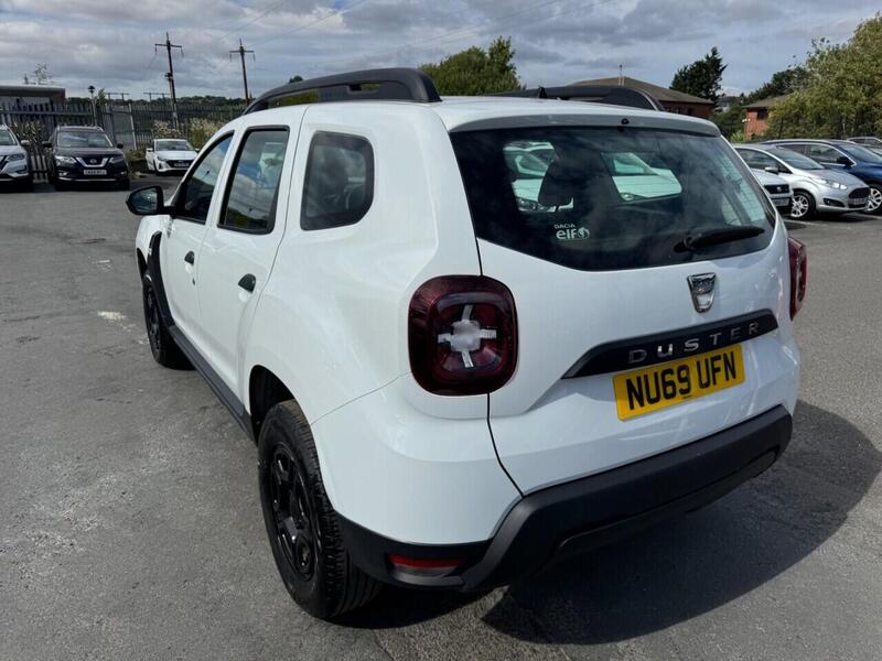 Dacia Duster view 5