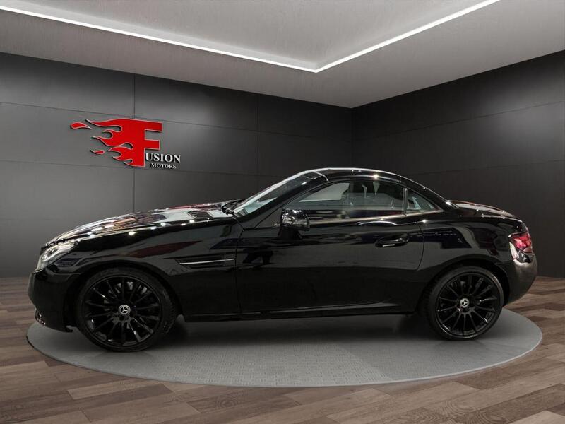 Mercedes-Benz SLC view 4