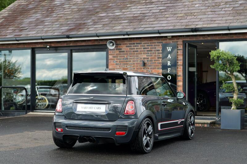 Mini Hatch view 4