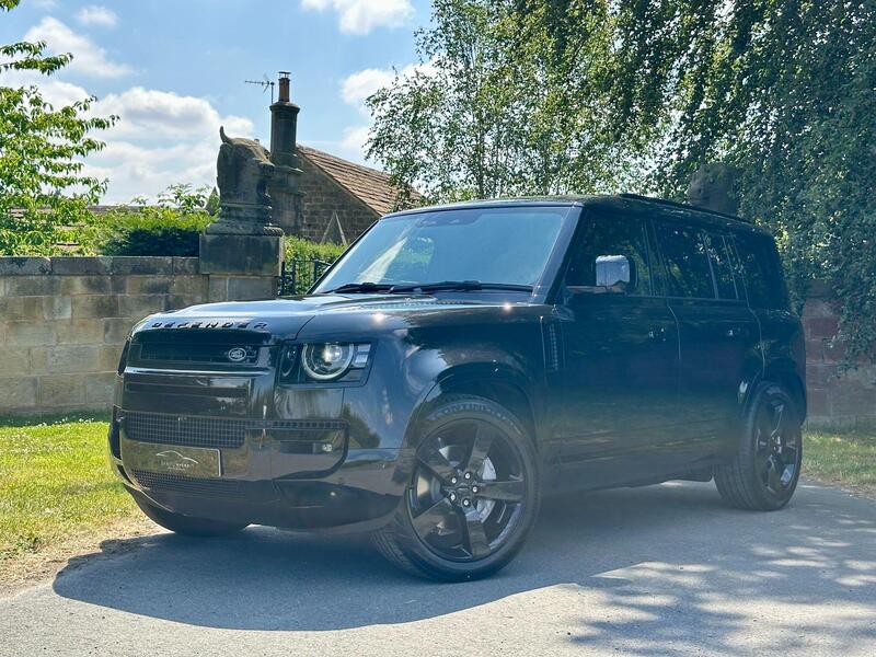 Land Rover Defender view 6