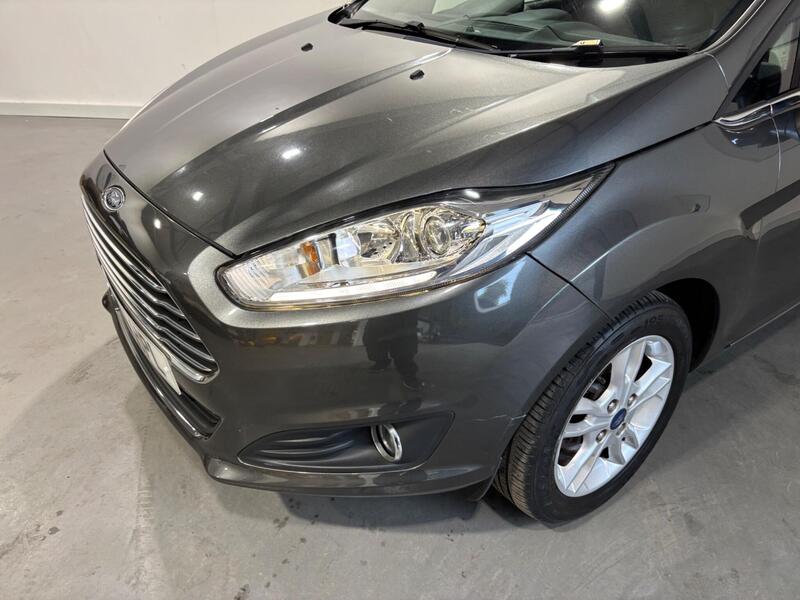 56f349ebc86d4304a6bbe2a42754a396