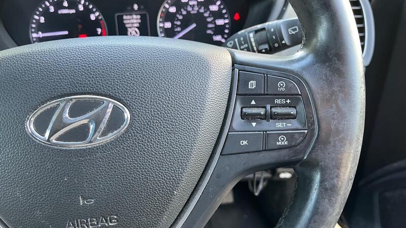 2016 Hyundai i20 — photo 28