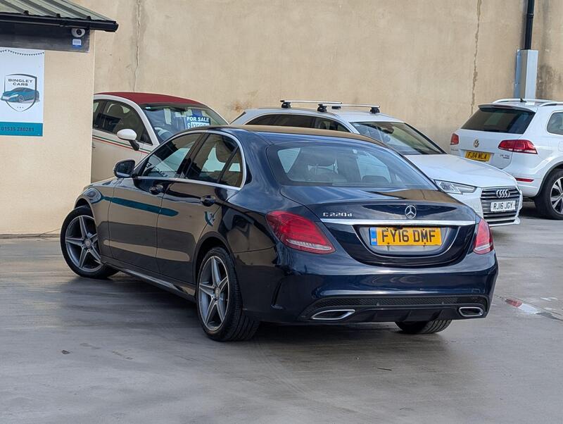 Mercedes-Benz A view 3