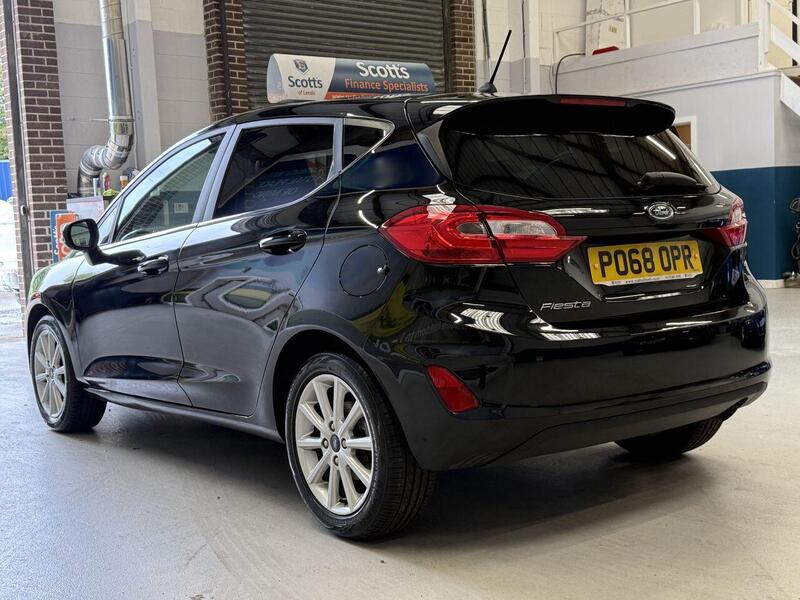 Ford Fiesta view 4