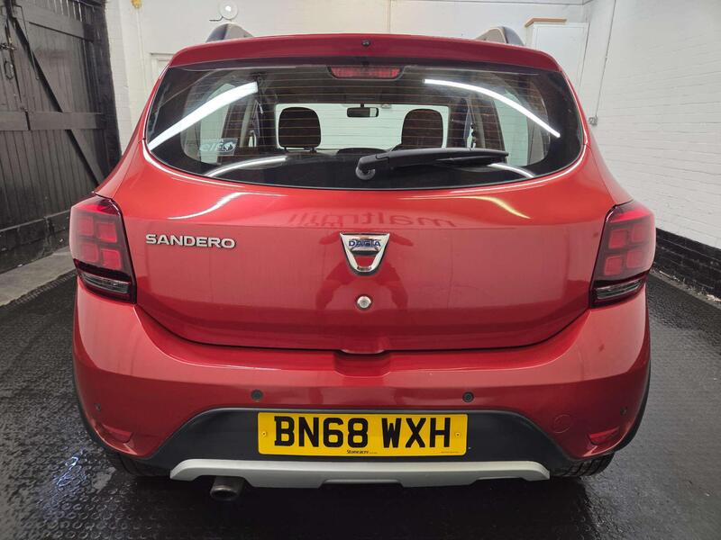 Dacia Sandero Stepway view 5