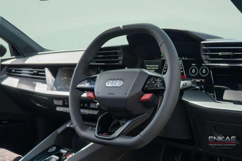 Audi Audi RS3 view 3