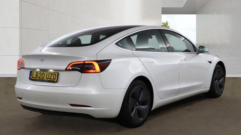 Tesla Model 3 view 4