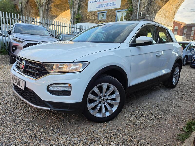 Volkswagen T-Roc 1.0 TSI SE Euro 6 (s/s) 5dr thumbnail 4