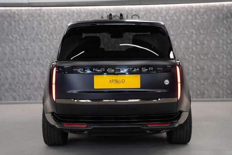 Land Rover Range Rover view 4