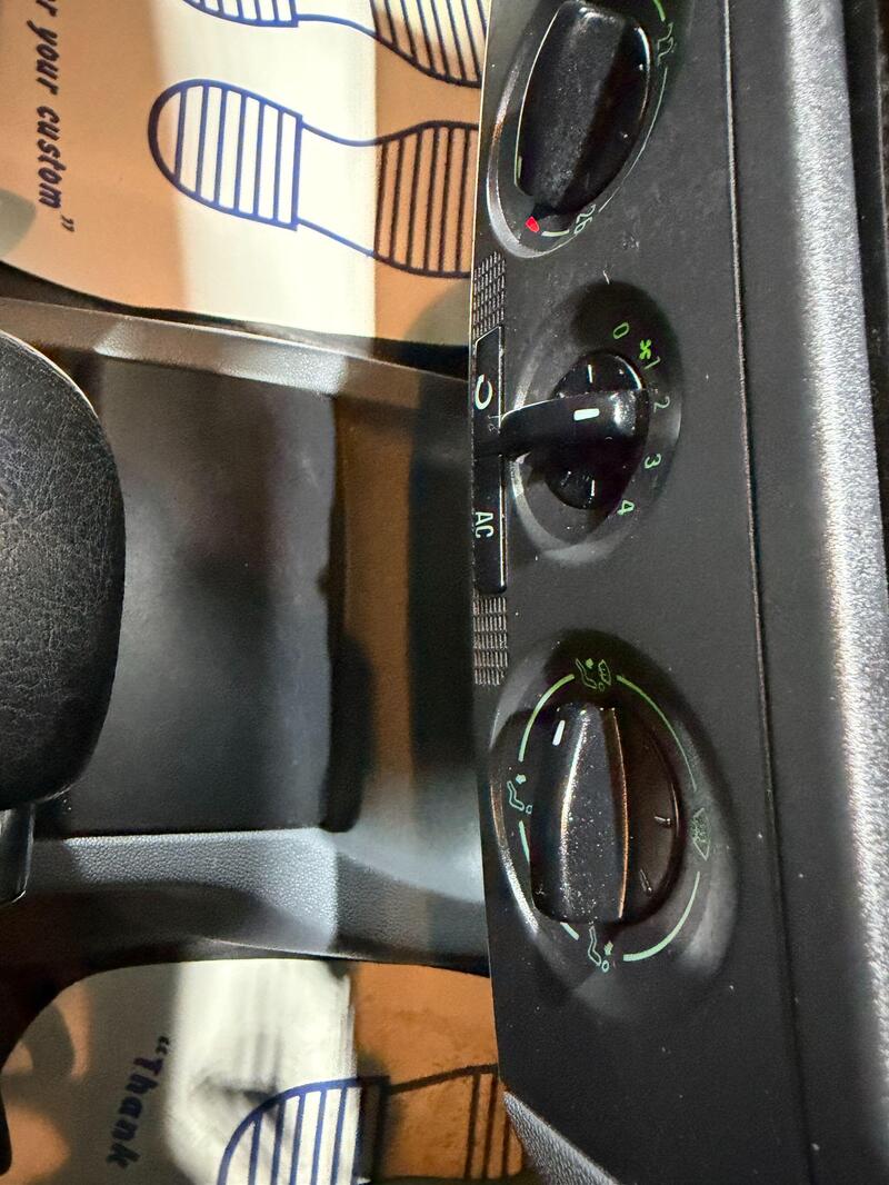2002 Skoda Fabia — photo 30