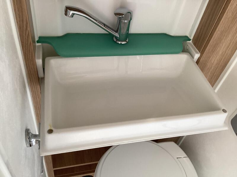 Auto-Trail V-Line 610 Sport — image 33