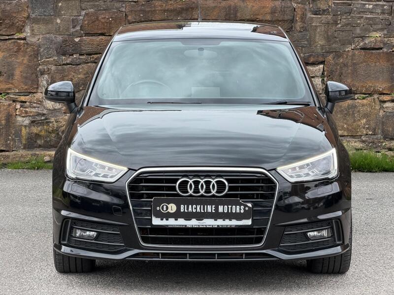 Audi A1 view 2