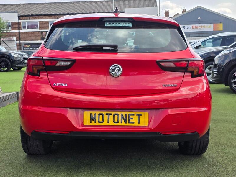 Vauxhall Astra view 6