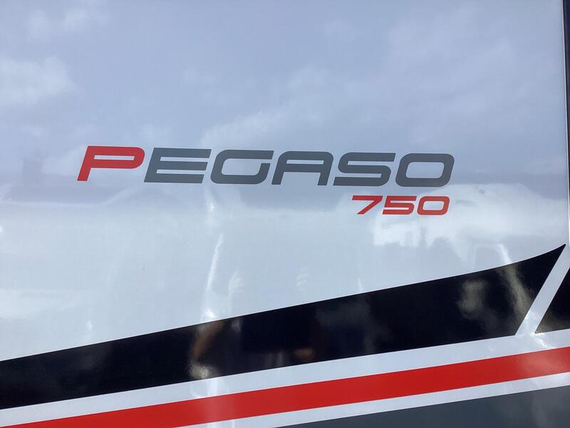 Roller Team Pegaso 750 — image 8