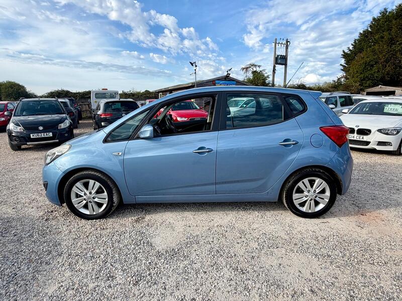Hyundai Ix20 view 6