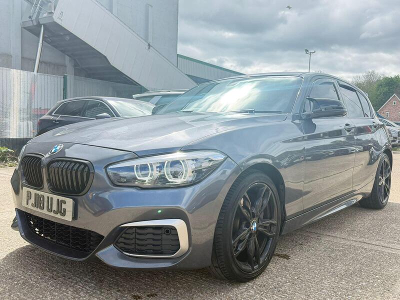 BMW 1 Series view 3