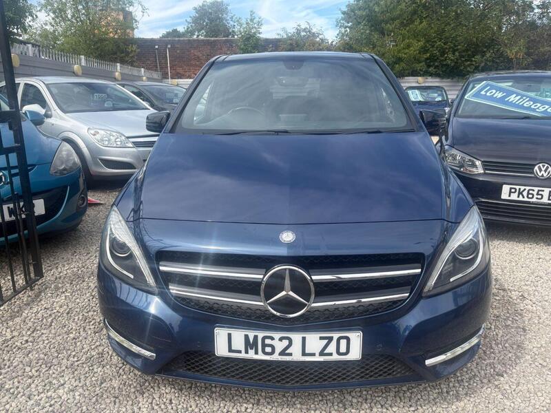 Mercedes-Benz B Class view 2