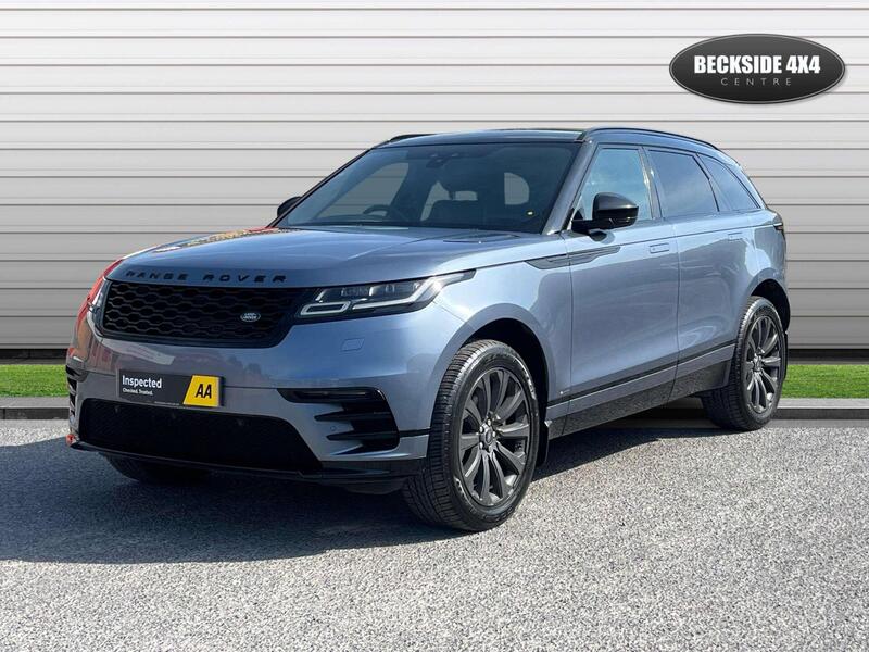 Land Rover Range Rover Velar view 4