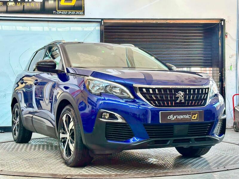Peugeot 3008 view 2