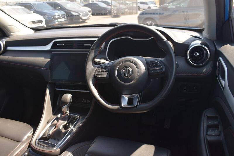 MG MG ZS view 3