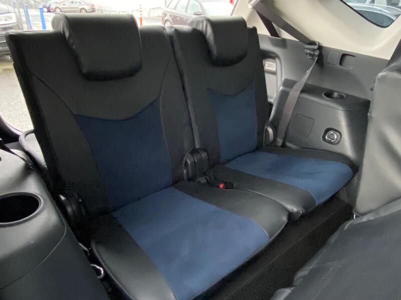 Toyota Prius+ view 14