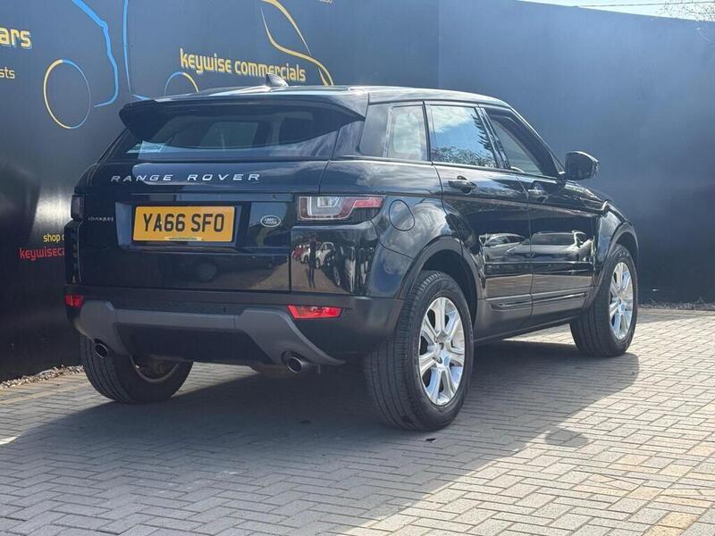 Land Rover Range Rover Evoque view 5