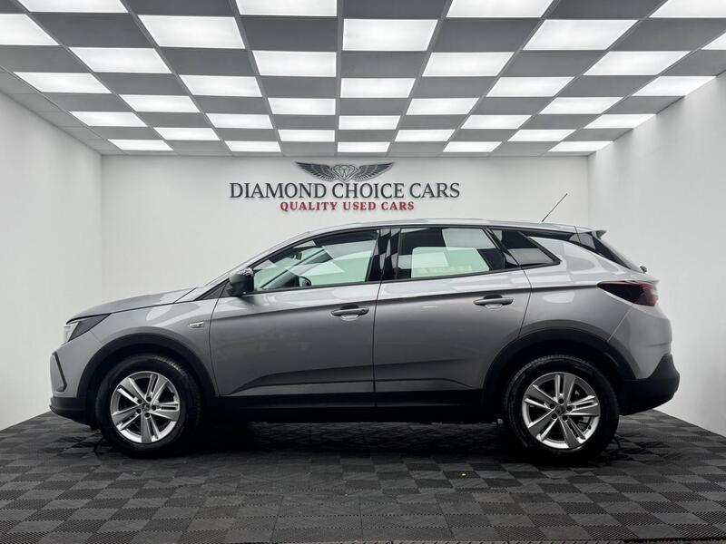 Vauxhall Grandland view 7