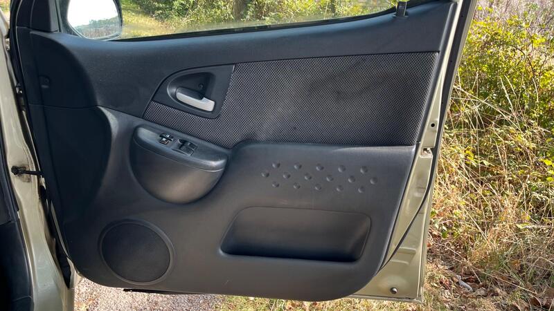 2005 Toyota Yaris Verso — photo 35