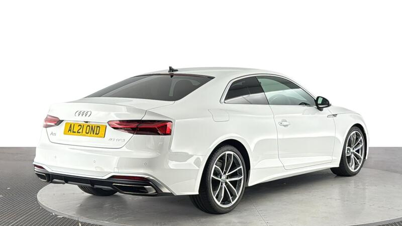 Audi A5 view 4