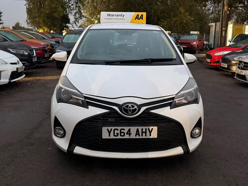 2014 Toyota Yaris 1.33 Dual VVT-i Sport Euro 5 5dr photo 4