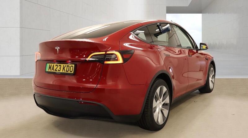 Tesla Model Y view 4