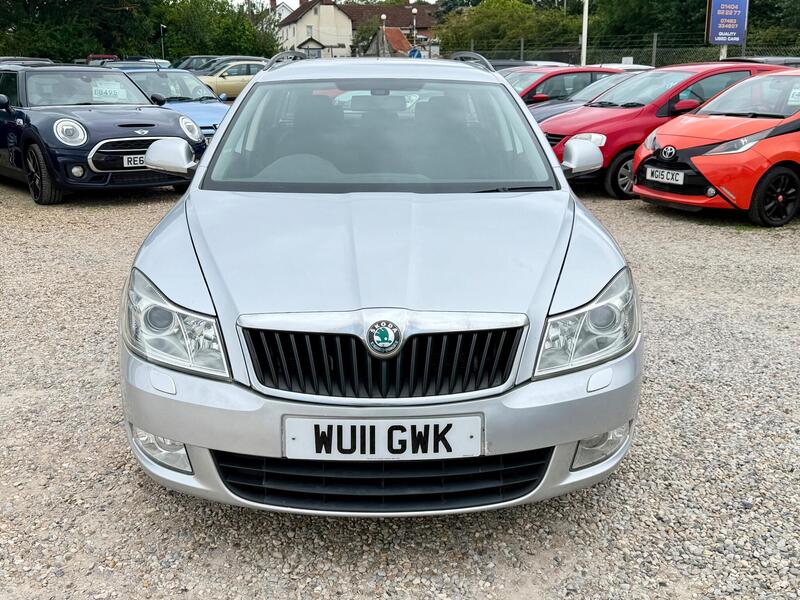 Skoda Octavia view 4