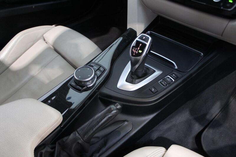 2016 BMW 3 Series in Blue — image 48 of 69