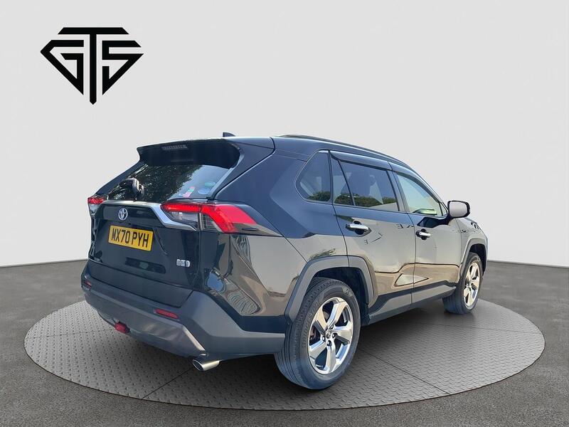 Toyota RAV4 view 3